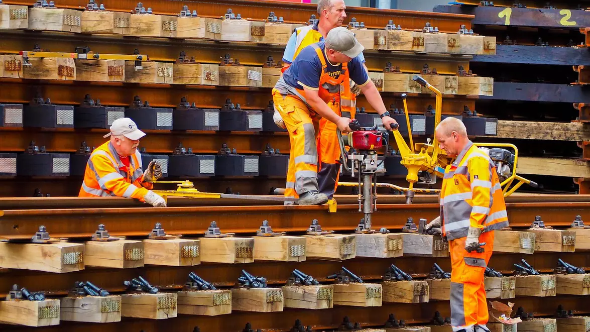 Construcțiile au crescut cu peste 6% la începutul anului.  Materialele s-au scumpit cu până la 30%