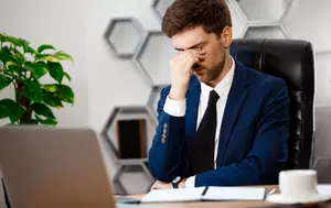 Peste 81% dintre antreprenori spun că mediul de afaceri s-a deteriorat. Firmele intră în modul de apărare