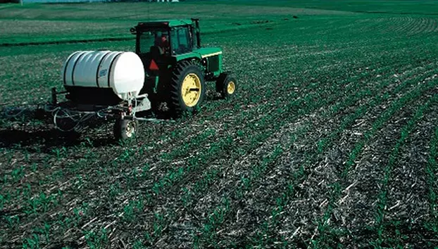 Criza îngrășămintelor afectează agricultura europeană. Prețurile alimentelor ar putea crește în 2027