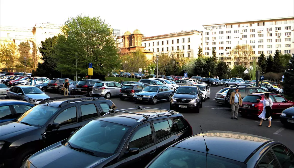 Importul autoturismelor sub norma Euro 3 va fi interzis în România. Guvernul limitează numărul de vehicule introduse în țară de persoanele fizice
