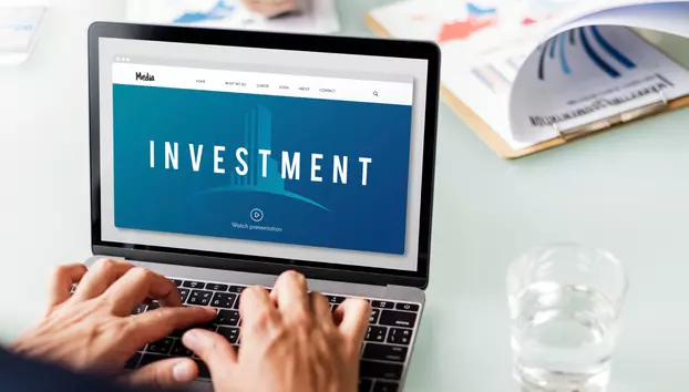 Europenii economisesc masiv, dar investesc puțin. Depozitele bancare adună aproape 10 trilioane de euro