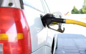 Taxă nouă pe carburanți din 2028. Anunțul făcut de oficialii Petrom: „Va aduce un cost de aproximativ un leu pe litru”