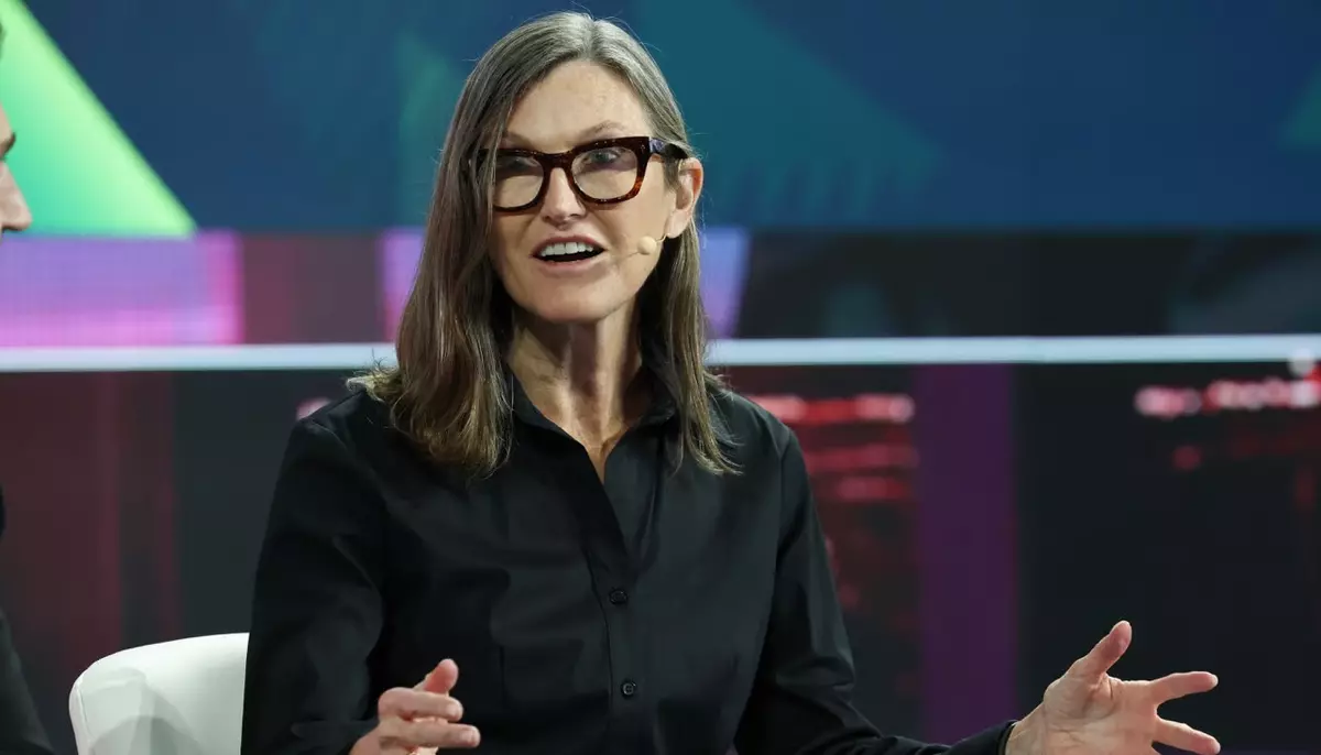 Renumita investitoare Cathie Wood vinde din SpaceX după raliu și mută capital spre apărare. Ce putem înțelege din această mutare-șoc