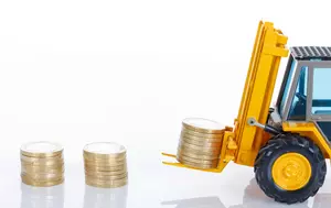 Scumpirile din industrie accelerează. Prețurile producției industriale au crescut cu peste 10% într-un singur an