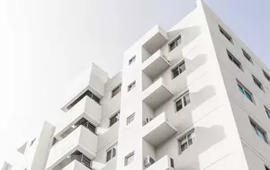 România are una dintre cele mai ridicate rate ale proprietății imobiliare. Moștenirea comunismului explică o parte a clasamentului