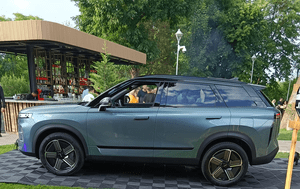 JAECOO 7 SHS-H a fost lansat în România. Versiunea full hybrid are un preț de pornire de 29.457 de euro