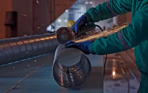 China critică naționalizarea British Steel. Londra apără o industrie strategică pe banii contribuabililor