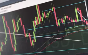 Wall Street înregistrează o scădere ușoară. Investitorii evaluează situația din Orientul Mijlociu