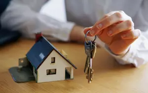 Cum alegi o locuință bună. La ce trebuie să fii atent înainte să semnezi creditul și contractul de vânzare