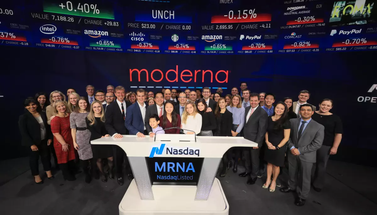 Moderna intră în Nasdaq-100 pe 9 octombrie. Înlocuiește Warner Bros-Discovery care iese înaintea fuziunii de 110 miliarde de dolari