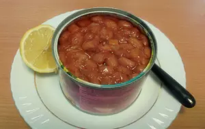 „Baked Beans Can”, un indicator economic relevant pentru Marea Britanie. De ce cresc vânzările de conserve de fasole coaptă în vremurile dificile