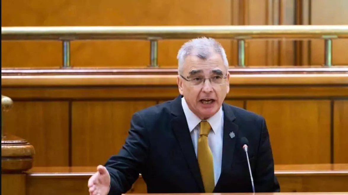 Petrișor Peiu (AUR) descrie România drept o țară săracă cu o economie distrusă. Dar veniturile și portofoliul său bursier indică altceva.