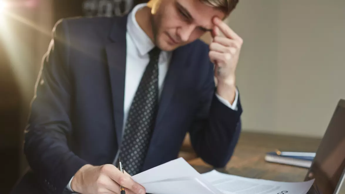 Numărul insolvențelor în rândul firmelor cu active de peste un milion de euro a crescut cu 164% într-un an. De ce companiile mari au tot mai multe probleme