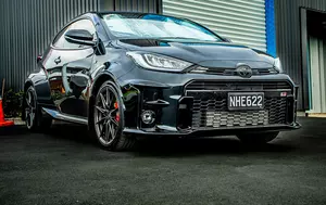 Toyota reduce drastic producția externă cu 83.000 de vehicule. Cauza este războiul din Orientul Mijlociu