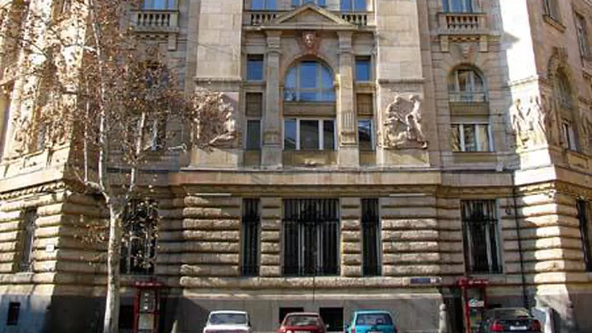 Ungaria ar putea reduce dobânzile după scăderea inflației. Banca centrală avertizează că riscurile rămân ridicate 