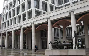 Bursa de la Londra urcă pe fondul revenirii băncilor. Tensiunile din Orientul Mijlociu temperează câștigurile
