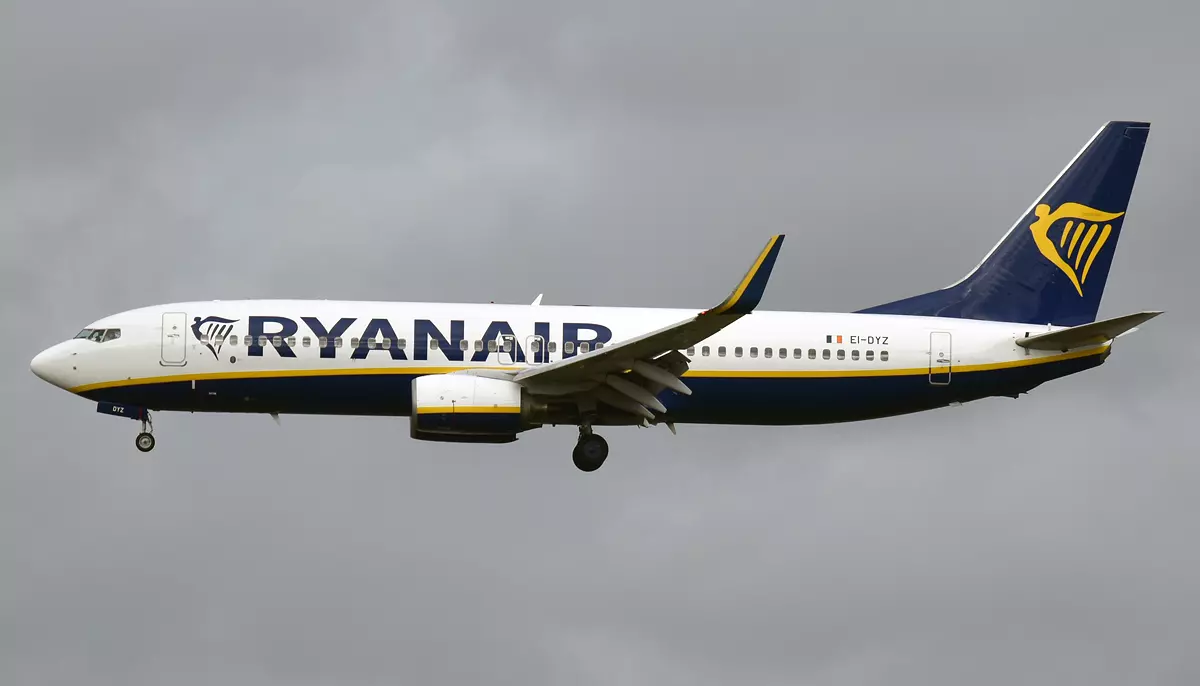 Ryanair estimează tarife mai mici în perioada iulie-septembrie. Profitul trimestrial a fost sub estimările analiștilor