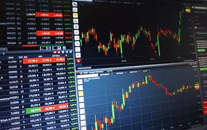 Bursa de Valori București a închis pe verde. Indicele BET s-a menținut peste pragul de 31.000 de puncte 