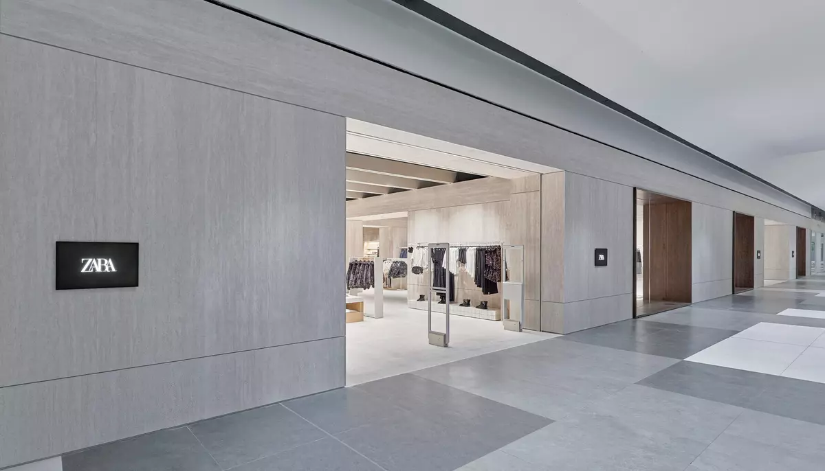 Zara scade sub 1.500 de magazine după 15 ani. Strategia Martei Ortega schimbă modelul Inditex