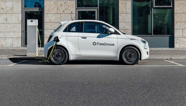 Stellantis vinde serviciul de car-sharing Free2move către Mutares. Grupul își restrânge activitățile pentru a se concentra pe producția auto