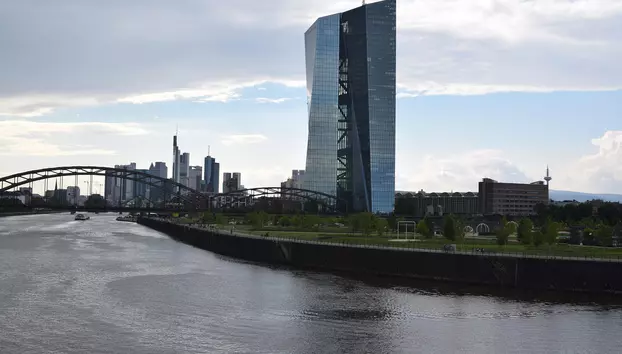 UE vrea control mai mare asupra finanțelor. BCE avertizează că euro nu va deveni o monedă de rezervă globală „peste noapte”