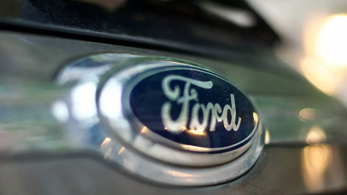 Schimbări la fabrica Ford din Craiova. Producția trece treptat de la motorul EcoBoost la asamblarea bateriilor