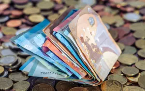 40% dintre companii nu mai planifică investiții noi. Firmele mari au de unde să taie, dar economia pierde motorul care o poate scoate din stagnare