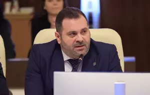 Cezar Drăgoescu anunță două proiecte pentru susținerea prosumatorilor care locuiesc la bloc: „În două săptămâni vor intra pe circuitul legislativ”