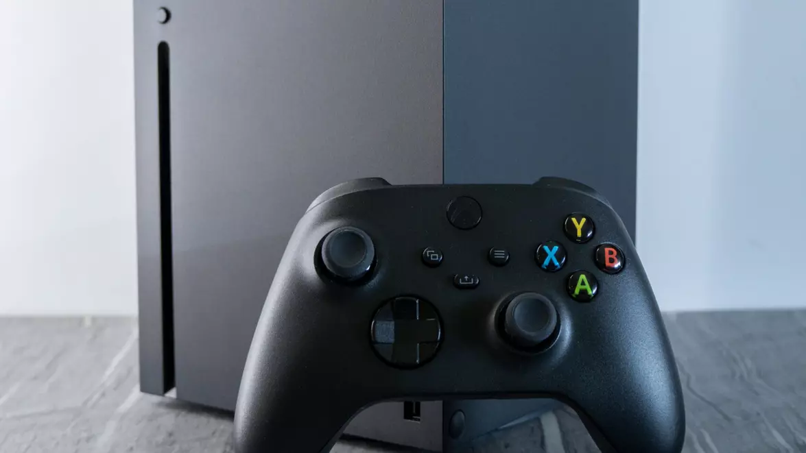 Microsoft scumpește consolele Xbox cu până la 200 de dolari. Criza globală a cipurilor de memorie amplifică presiunile asupra costurilor 