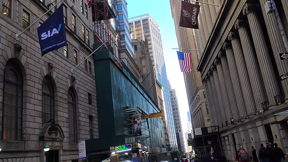 Wall Street închide pe verde.  S&P 500 și Nasdaq au cea mai bună lună din ultimii ani
