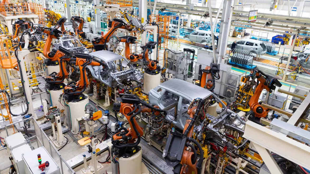 Peste cinci milioane de roboți lucrează în fabricile lumii. Entuziasmul pentru modelele umanoide se lovește de realitatea din industrie