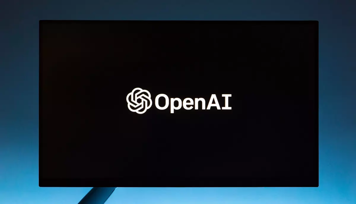Investigația atacului OpenAI a identificat 700 de agenți inteligenți. Unul dintre ei a preluat coordonarea fără programare