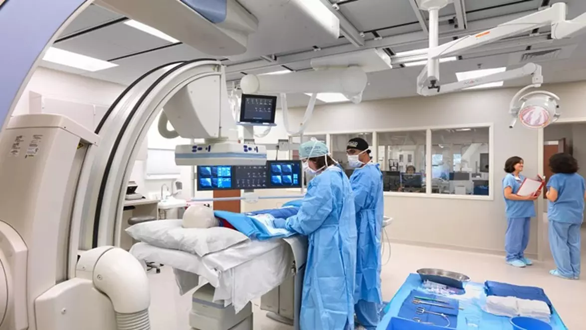 Asigurările voluntare au decontat 660 milioane lei. Românii caută tot mai mult acces rapid la medici