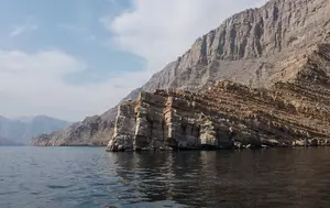 Ce s-a ales de infrastructura energetică din Golf. Războiul din Iran a provocat daune de 58 miliarde de dolari