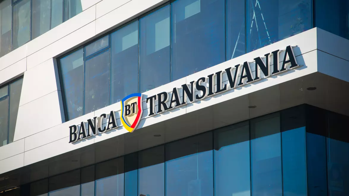 Fitch a urcat ratingul Băncii Transilvania la BBB. BT trece cu o treaptă peste România