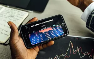 Bursa de Valori București a închis pe plus. Indicele BET a urcat cu 0,03%
