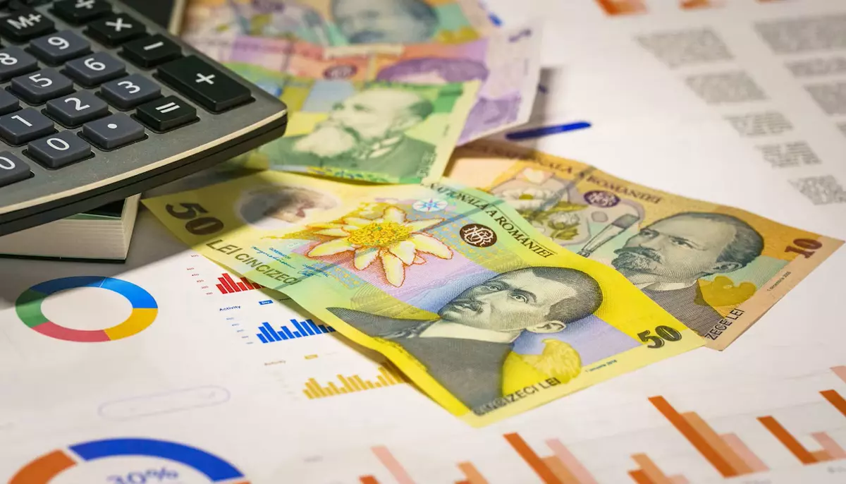 Deficitul scade cu 27 de miliarde de lei, dar dobânzile urcă la 42 de miliarde. Nota vechilor deficite rămâne ani întregi