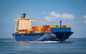 China și SUA anunță un acord privind reducerea tarifelor cu 30 de miliarde de dolari. Cele două țări vor discuta și despre AI