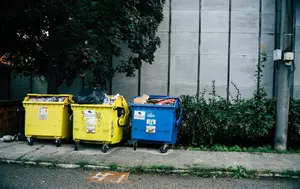 Bucureștiul schimbă gestionarea deșeurilor până în 2033, prin tarife în funcție de cât gunoi aruncă fiecare. Poate fi un model pentru alte localități