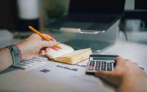 Cum funcționează sistemul de taxe din România. Contribuțiile financiare ale cetățenilor susțin funcționarea statului