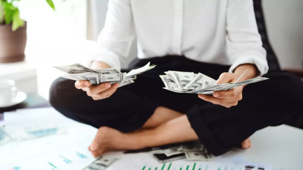Care sunt domeniile cu cele mai mari salarii nete din România. Așteptările candidaților depășesc veniturile oferite