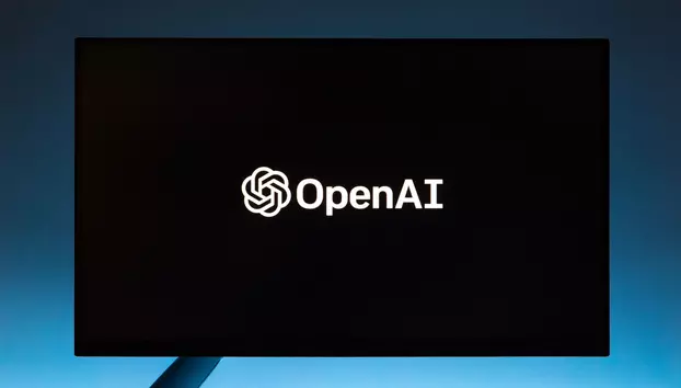 Investigația atacului OpenAI a identificat 700 de agenți inteligenți. Unul dintre ei a preluat coordonarea fără programare