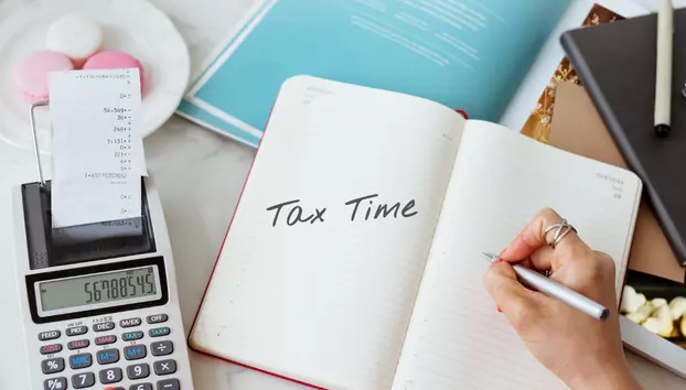 Ce se întâmplă cu taxele tale. Unde ajung banii plătiți statului și cum sunt cheltuiți