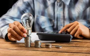 Guvernul alocă 250 de milioane de euro pentru contoare inteligente și stocarea energiei. Investițiile vor contribui la reducerea facturilor