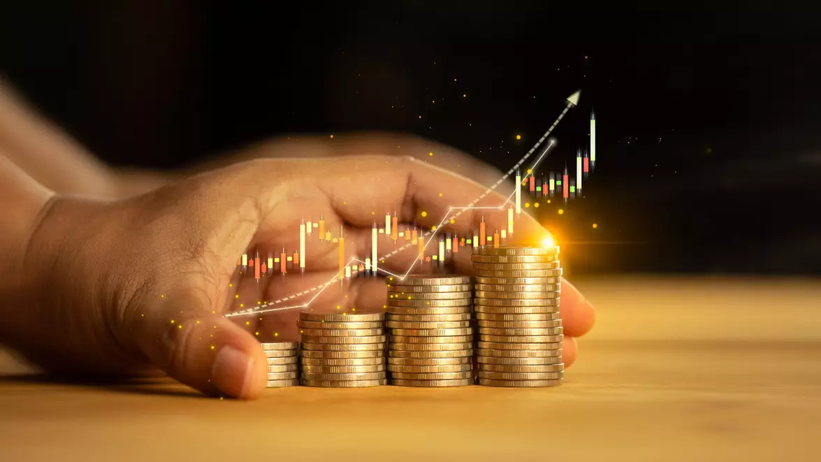 Cum poți investi în aur: de la lingouri și monede la certificate pe BVB, acțiuni miniere și ETF-uri