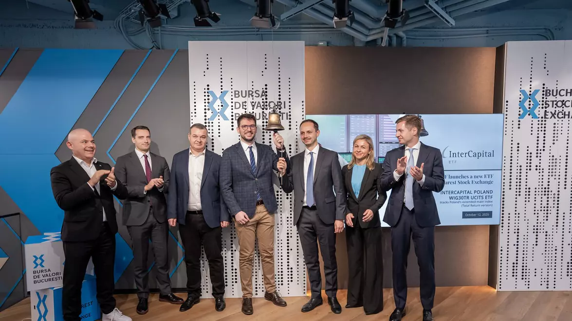 Noi oportunități pentru investitorii de la BVB. InterCapital listează un ETF care urmărește indicele principal extins al pieței de capital din Polonia