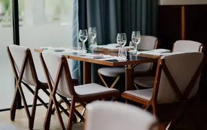 Cât de vulnerabilă a devenit industria HoReCa. Scăderile au ajuns până la 50% în unele orașe