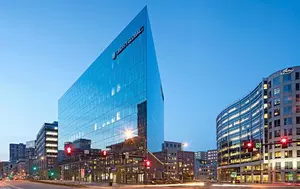Gigantul Liberty Global reintră în România prin CloudXEdge. Noua platformă vizează transformarea digitală și aplicațiile de inteligență artificială