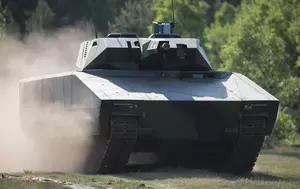 România semnează contracte SAFE de aproape 5,7 miliarde de euro. Armata cumpără blindate, sisteme anti-dronă, nave și muniție
