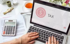 California decide dacă taxează averile miliardarilor. Banii ar finanța sănătatea, educația și ajutoarele alimentare